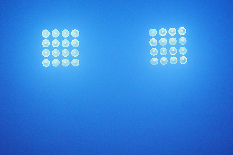 Event Lighting PAN 4x4x30 - 16 x COB RGB 30W LED Pixel Control Panel