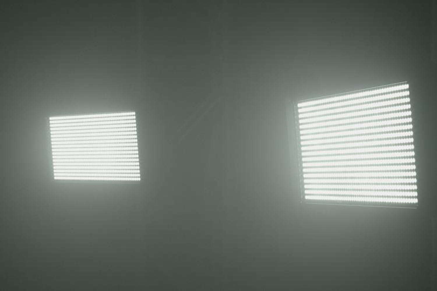 STROBEX - 936 x 0.5W LED Strobe with DMX