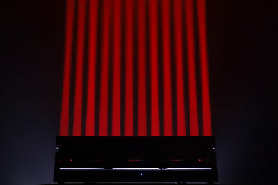 Event Lighting SURF12X60 - Tilt bar with zoom 12 x 60W RGBW LEDs