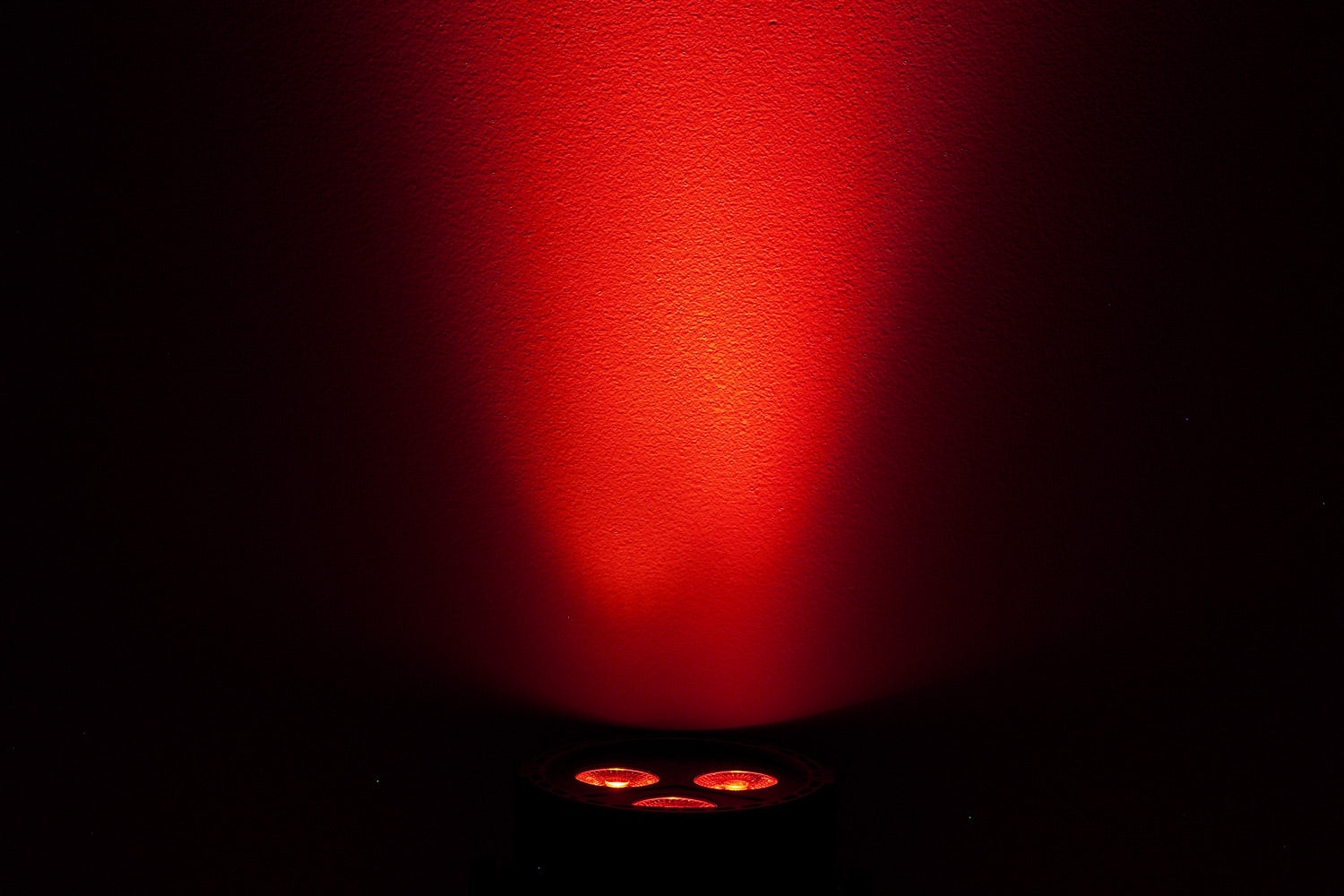 Event Lighting VIVIDPAR3X4Q - 3x 4W RGBW Mini Par