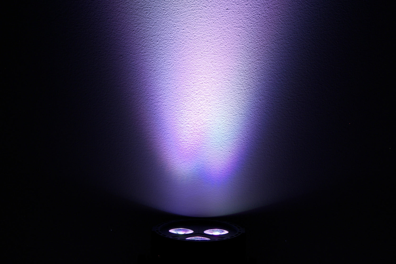 Event Lighting VIVIDPAR3X4Q - 3x 4W RGBW Mini Par