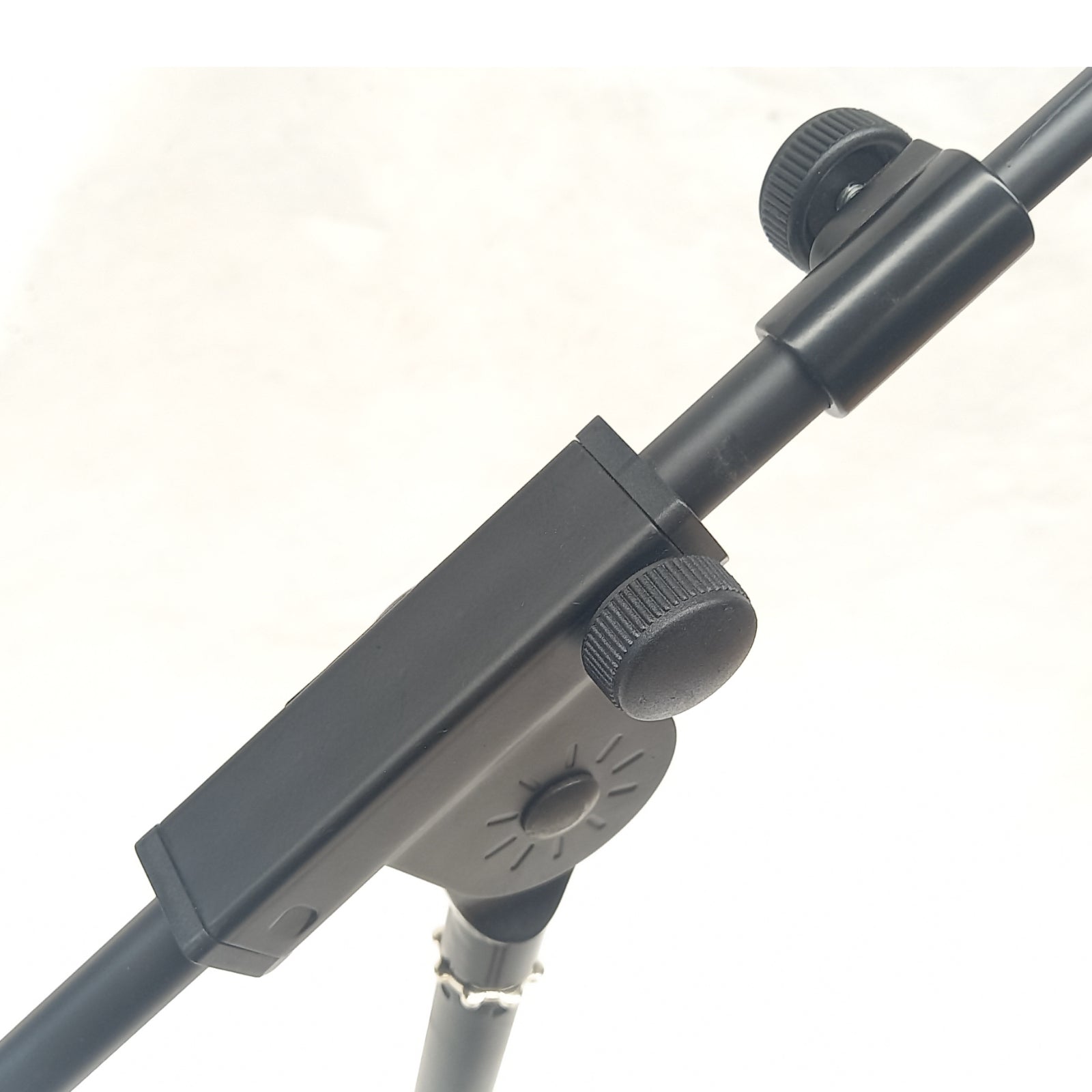 Microphone Stand Heavy Duty Studio Grade Tripod Boom Mic Stand 2.7M