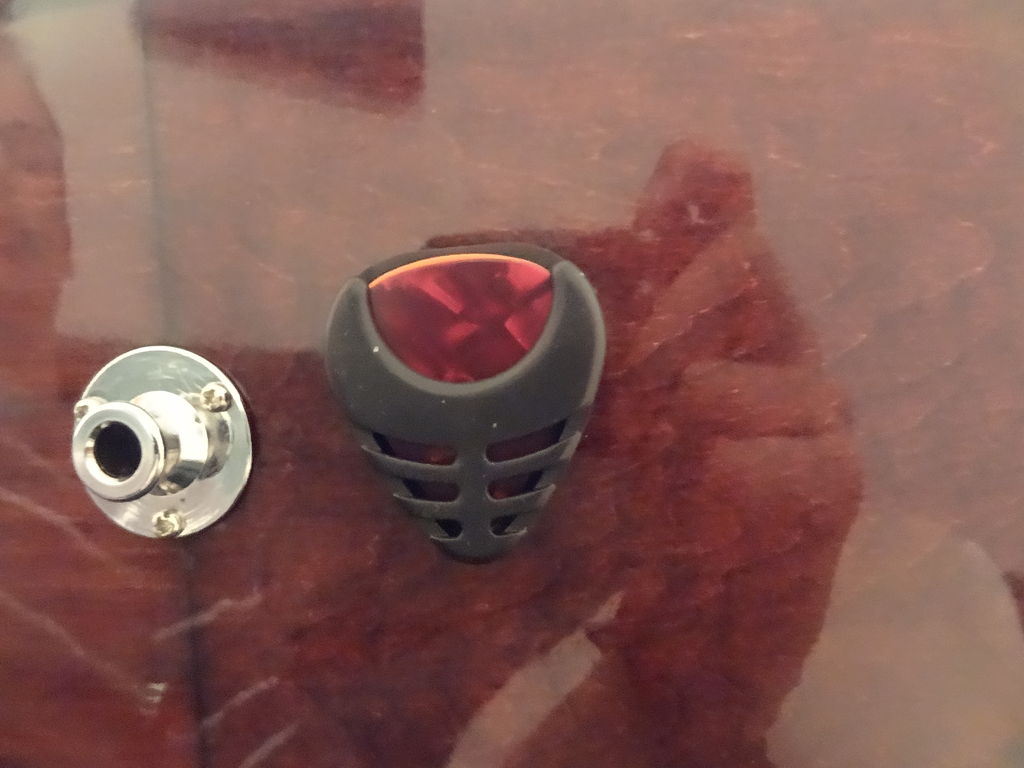 Multi Pick Guitar Plectrum Holder On Guitar Storage Case Acoustic Electric Black