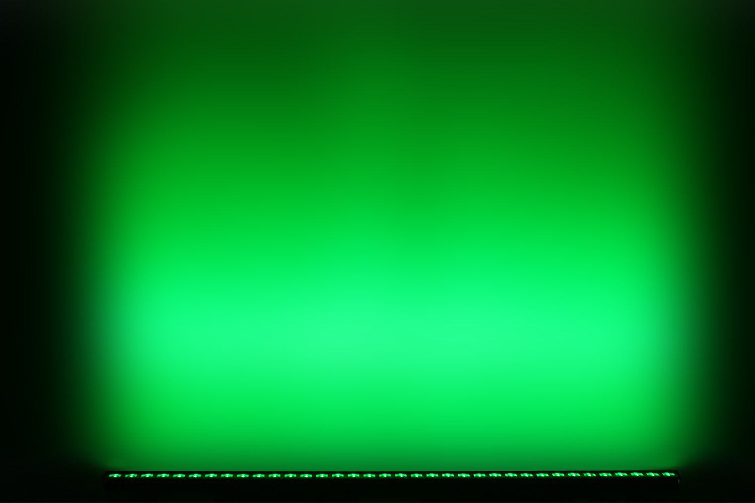 BAR36X4L - 36 x 4W RGBW LED Bar with 12 Segment Control