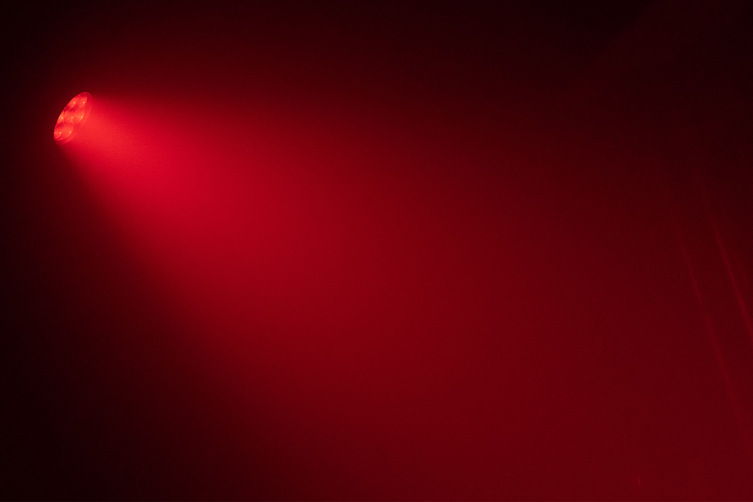 ENFORCER7X60 - 7X60W RGBW Moving Head