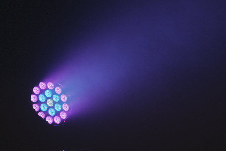 Event Lighting PAR19X15 - 19 x 15W RGBW Section Control Pro PAR