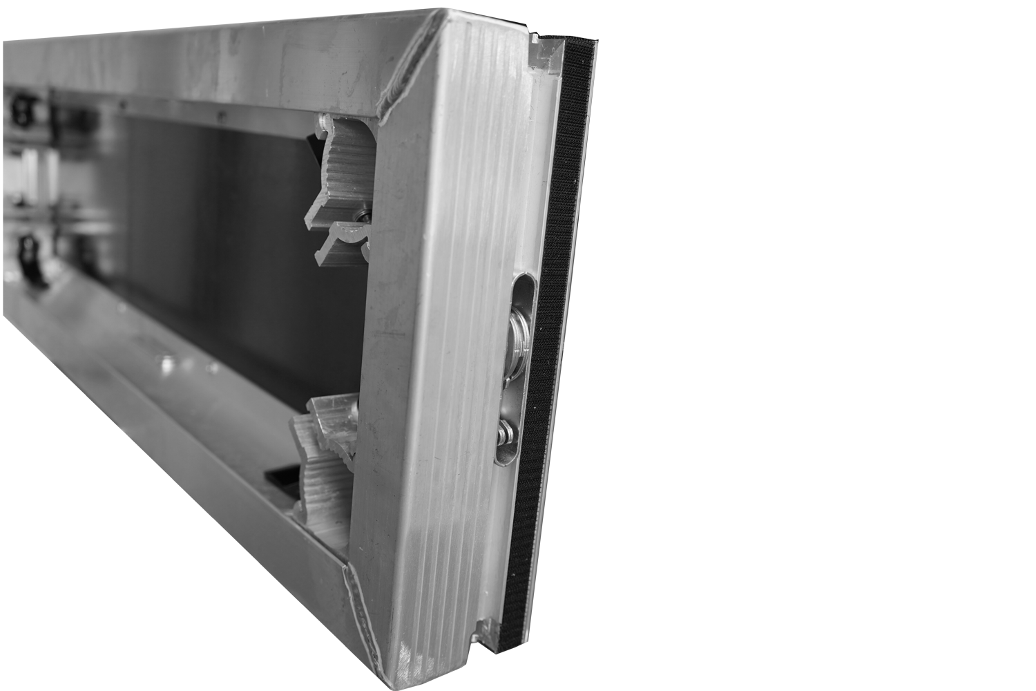 STC - Coffin-Latch Stage System