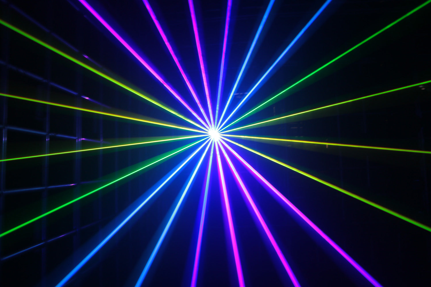 Event Lighting EL5000RGBPRO - 5W RGB Animation Laser. ILDA, RJ45, 30K Scanner - Road case included