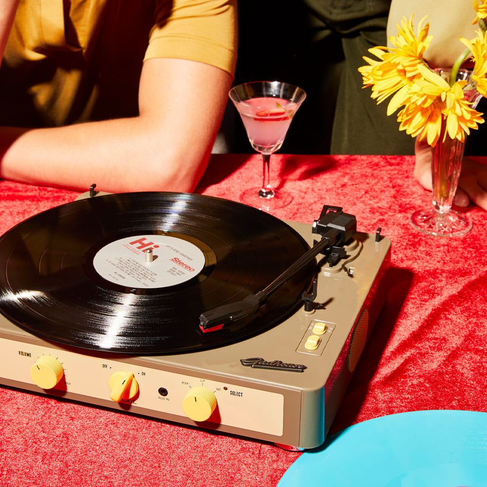 Gadhouse Brad MKII Record Player - Grey + Bundled Majority D40X Bluetooth Speakers