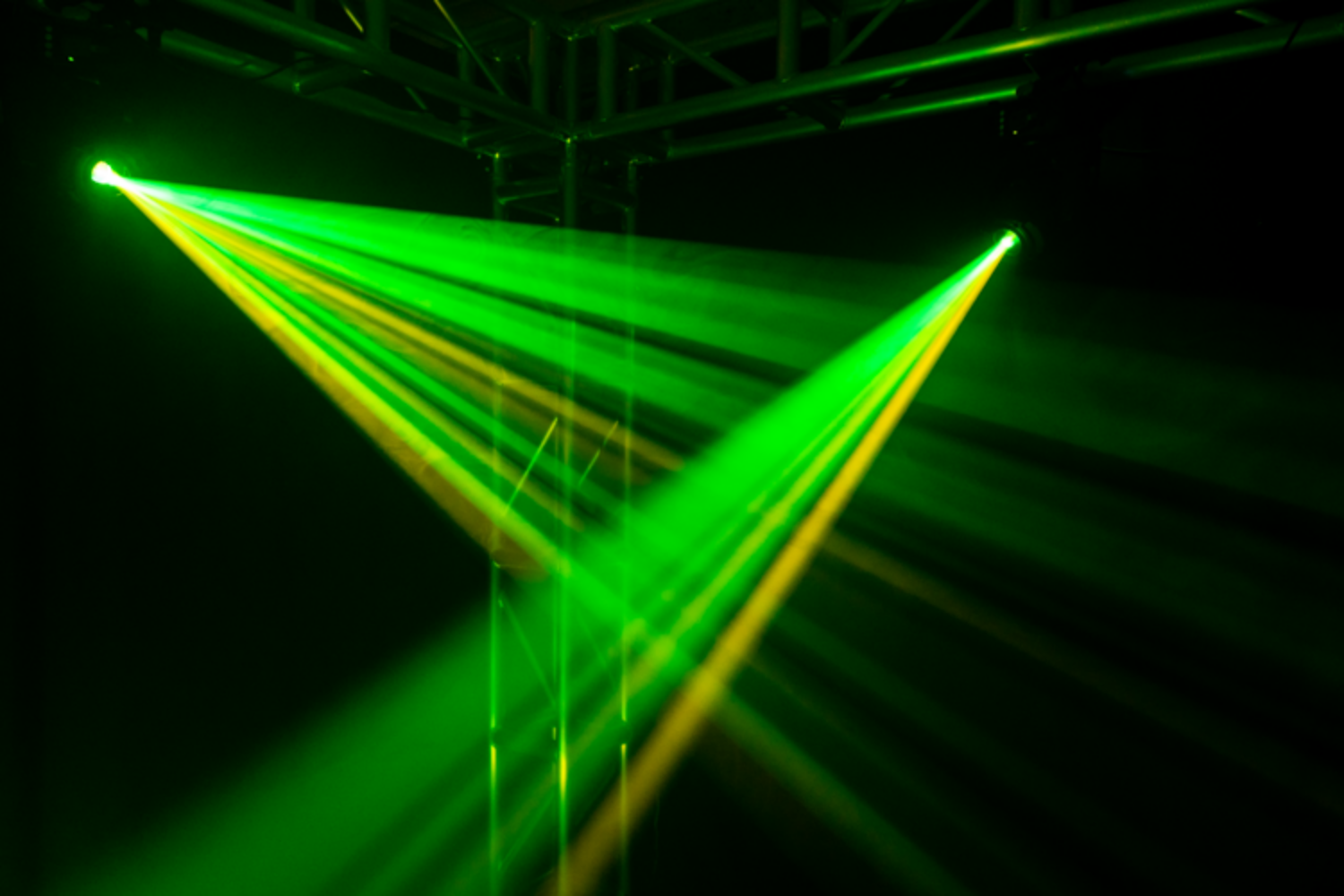 Event Lighting LM75 - 75W LED Spot Moving Head