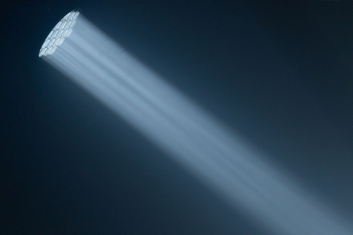 Event Lighting M19IPW40RGBW - 19x 40 W RGBW Outdoor Wash Zoom Head with Pixel Control