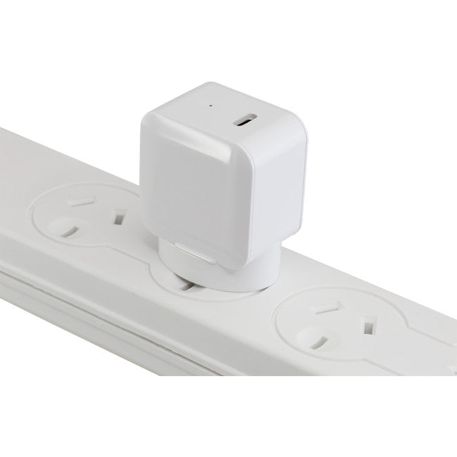 SMPD20C TYPE-C 20W PD QUICK CHARGER 5V3A 9V2.2A 12V1.67A output DOSS