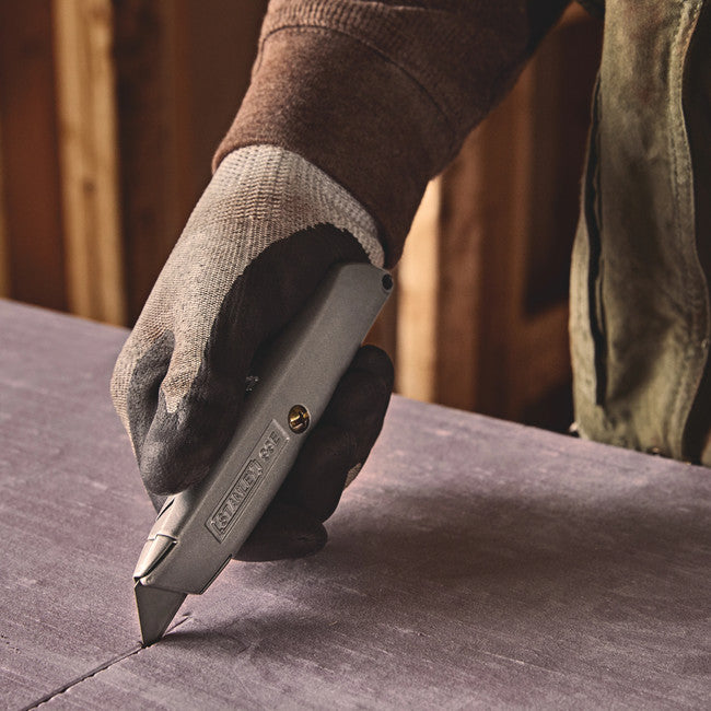 10-099 - CLASSIC 99 RETRACTABLE KNIFE - STANLEY